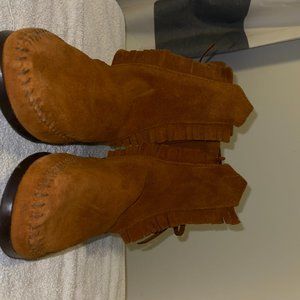 Minnetonka boots